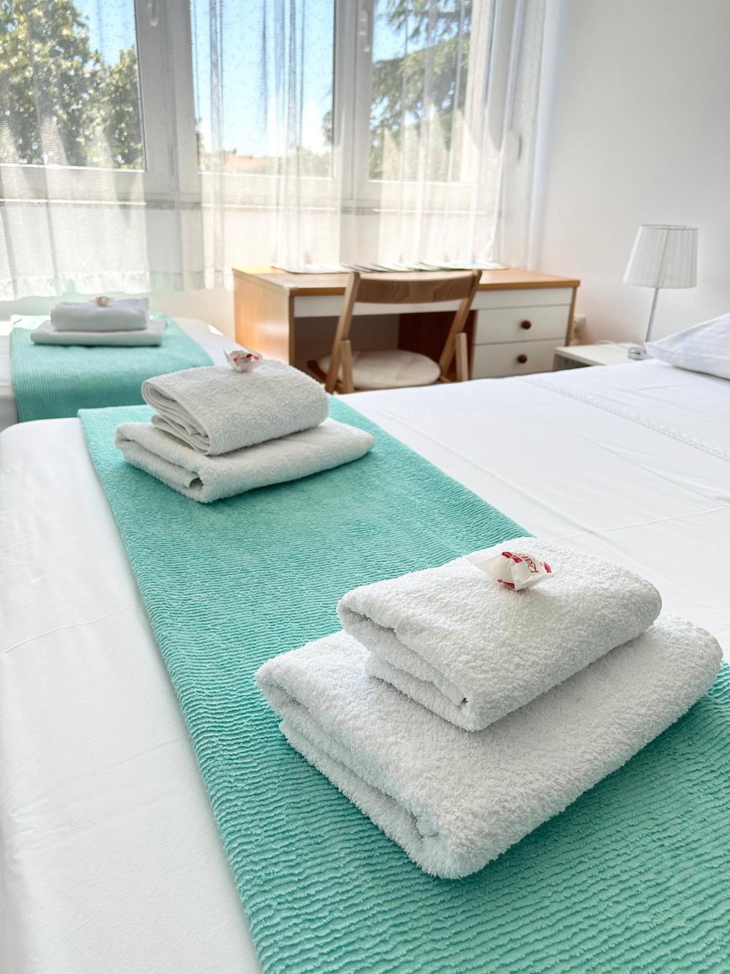 Apartman Mira Задар Екстериор снимка