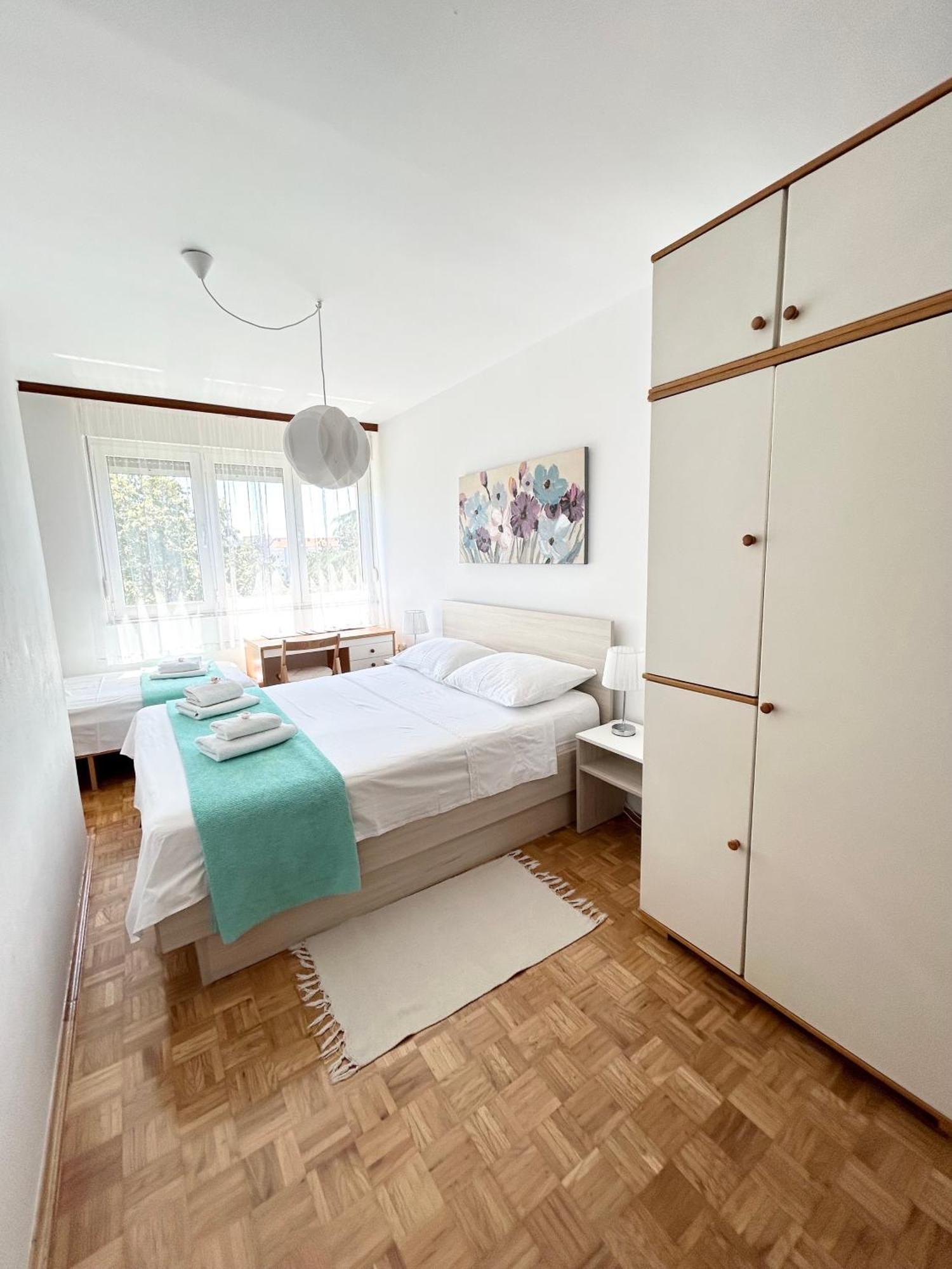 Apartman Mira Задар Екстериор снимка